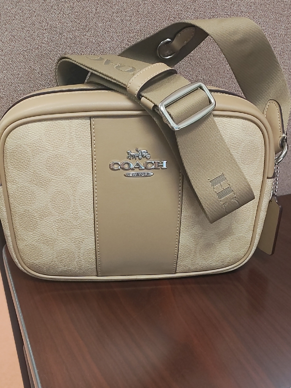Coach Beige/Tan Signature Stripe Crossbody Camera Bag - Picture 3 of 4